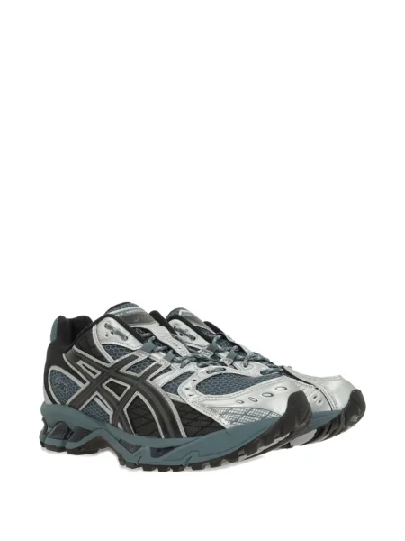 Sneakerși Asics Nimbus gri