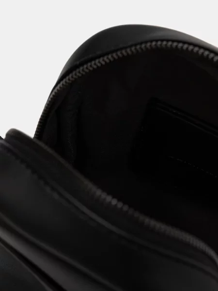 Calvin Klein Чанта през рамо черно