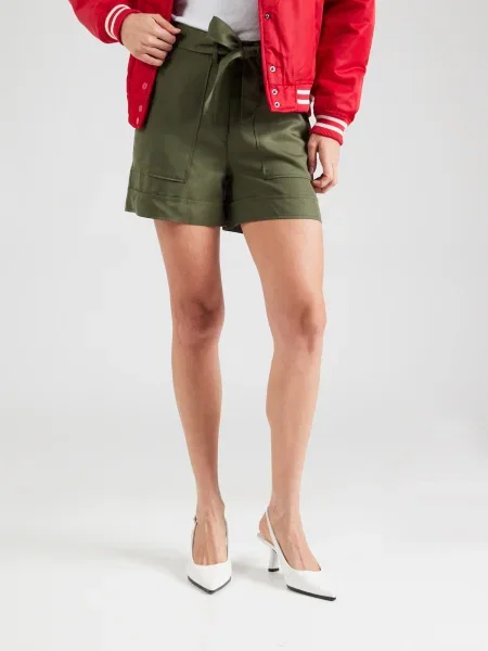 Kratke hlače iz tkanine Guess zelena