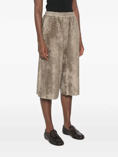 Pantaloni scurți Alysi de catifea cord verde