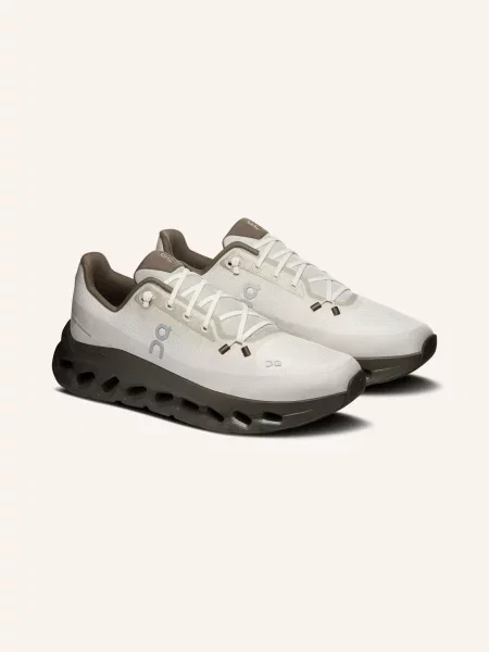 On Sneakersy Cloudtilt beige beżowe