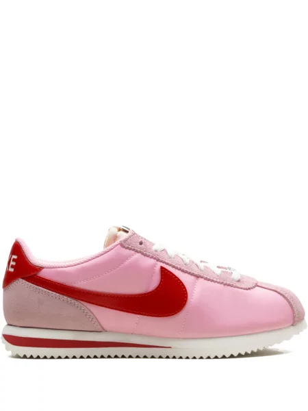 Sneakerși Nike Cortez roz