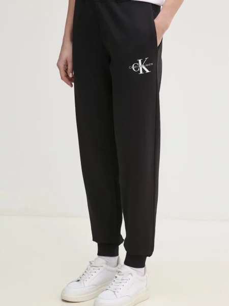 Bombažen spodnji del trenirke Calvin Klein Jeans črna