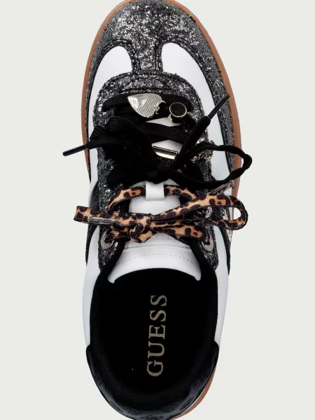 Кроссовки Guess