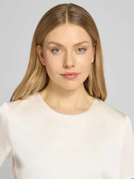 T-shirt o kroju regular fit z okrągłym dekoltem Christian Berg Cocktail