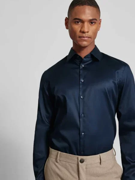 Koszula biznesowa o kroju slim fit z satyny Jake*s granatowa