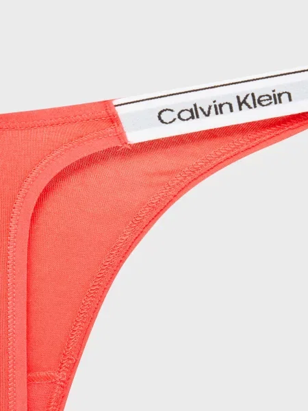 Стринги Calvin Klein