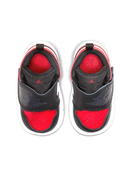 Gyerek félcipő Nike piros