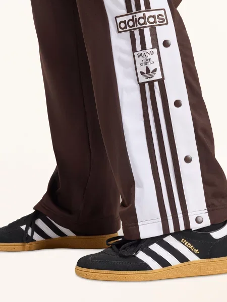 Klasický sportovní kalhoty Adidas Originals bílý