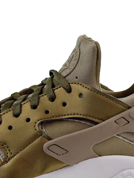 Pantofi alergare Nike Air Huarache în carouri alergare alb