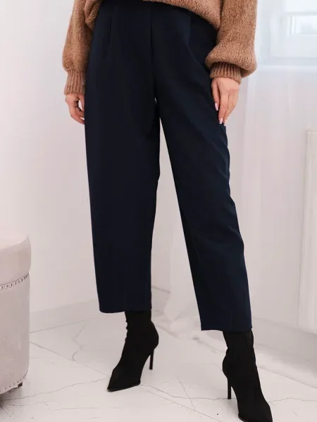 Plisirane hlače Kesi Włoski črna