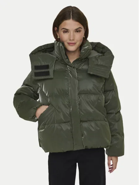 ONLY Žieminė striukė Bergen Oversize žalia