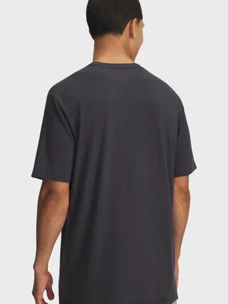 Футболка Under Armour серая