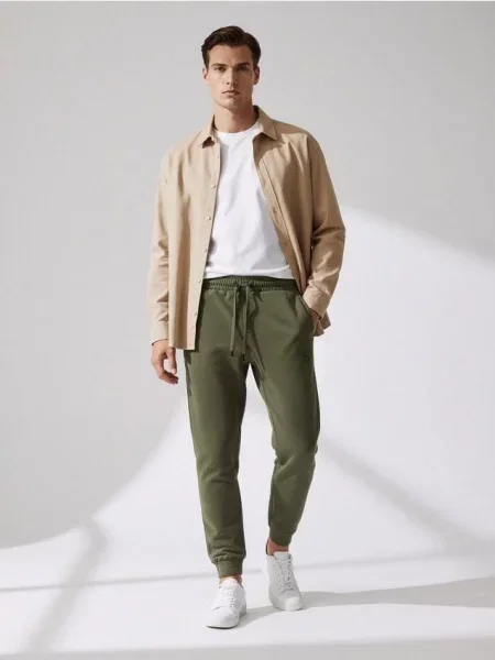 Sinsay Spodnie jogger zielony