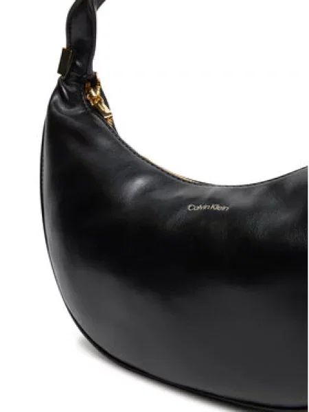 Kabelka Calvin Klein Pinched Soft Crescent Sm černá