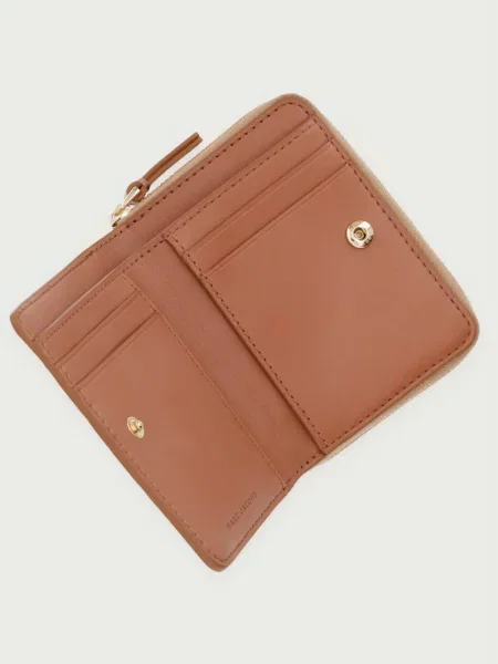 Portfel Marc Jacobs skórzany beżowy