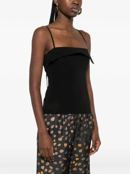 Top Nanushka negru