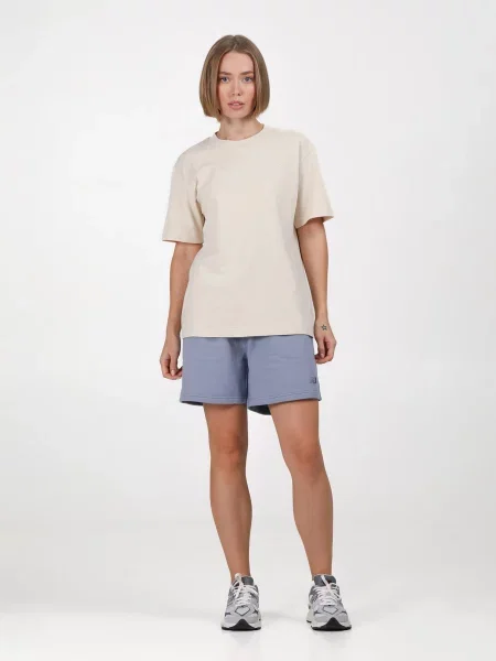 Футболка New Balance бежевая