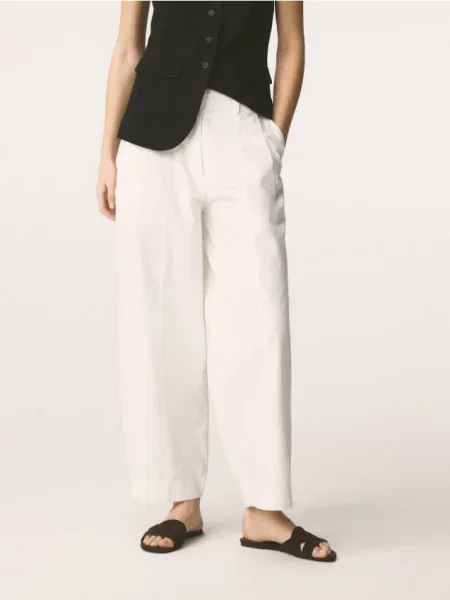 Reserved Pantaloni barrel leg alb