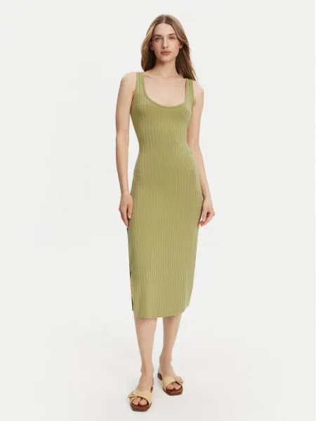 Billabong Трикотажна сукня зелений