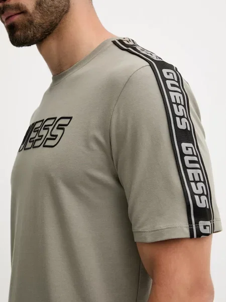 Футболка Guess