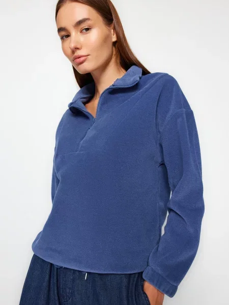 Tricou Trendyol din fleece albastru