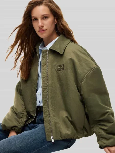 Tommy Jeans Bomberka Z Odpinanym Kołnierzem gruen oliwkowa