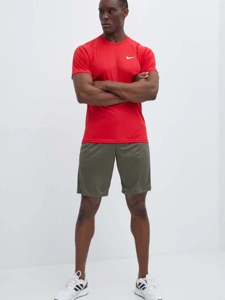 Nike kopalna majica rdeča