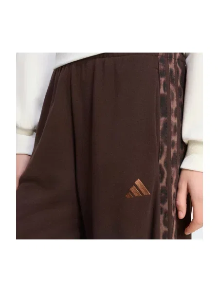Nohavice Adidas hnedá