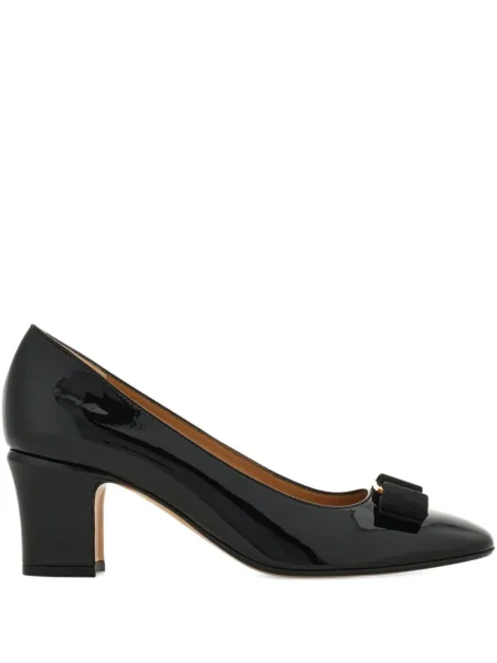 Pantofi cu toc Ferragamo cu funde negru