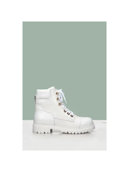 Ботинки Estro белые