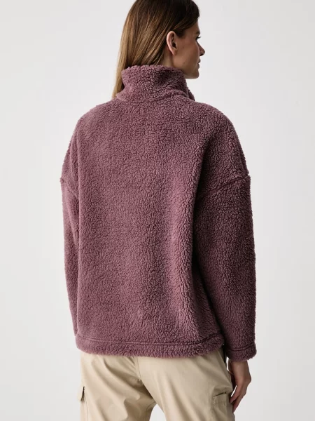 Флисовый свитер Jack Wolfskin с камнями