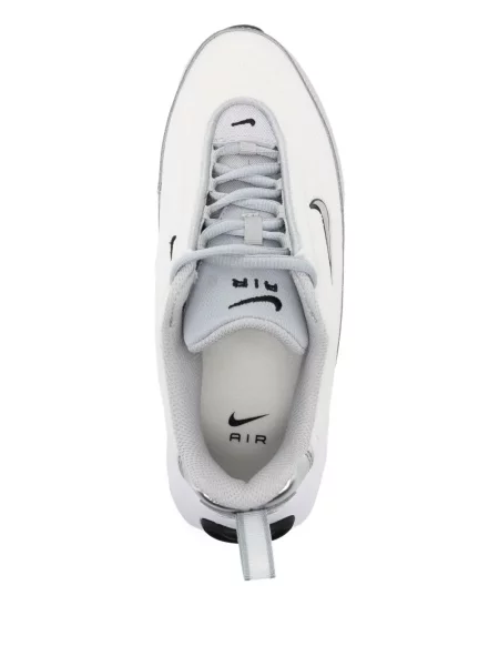 Top Nike