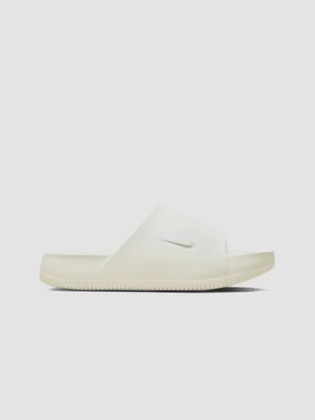 Шлепанцы Nike бежевые