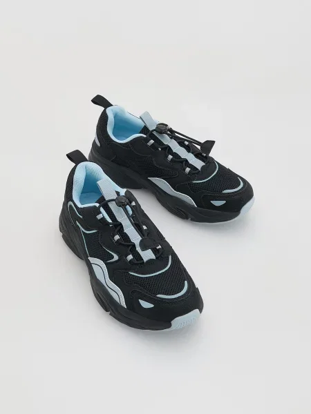 Треккинговые ботинки Reserved черные