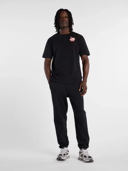 Футболка New Balance черная