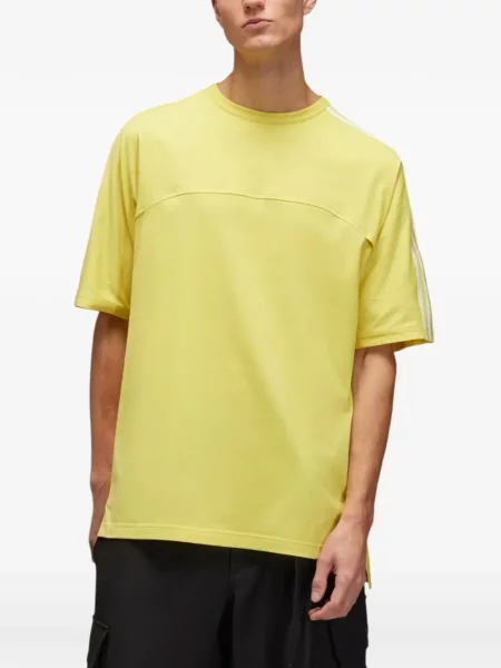 Hanorac Adidas cu imagine cu dungi galben