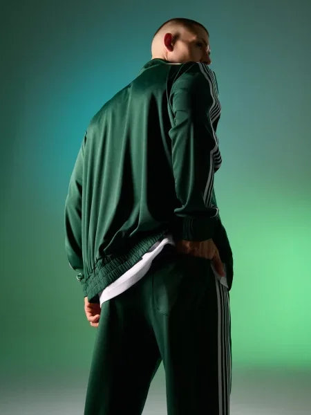 Спортивные штаны Sinsay зеленые