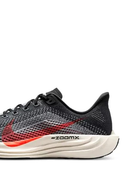 Baschet sneakerși Nike Vomero cu autograf negru