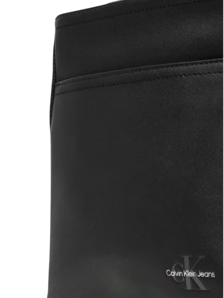 Чанта през рамо Calvin Klein Jeans черно