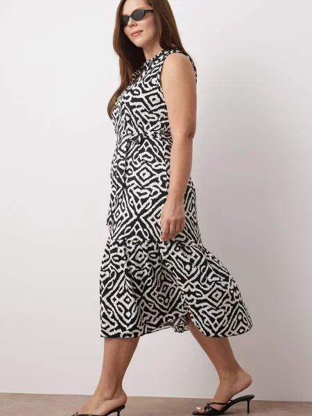 Trendyol Curve Šaty černá bílá