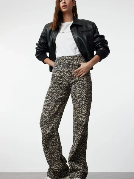 Blugi Trendyol cu talie înaltă cu imagine cu model leopard gri