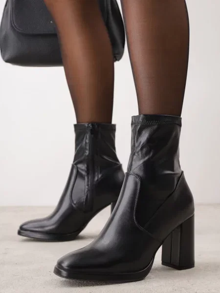 Botine clasice cu gros și carâmb mulat Uannessa negre
