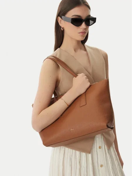 Kabelka Furla Olivia M Tote CN hnedá
