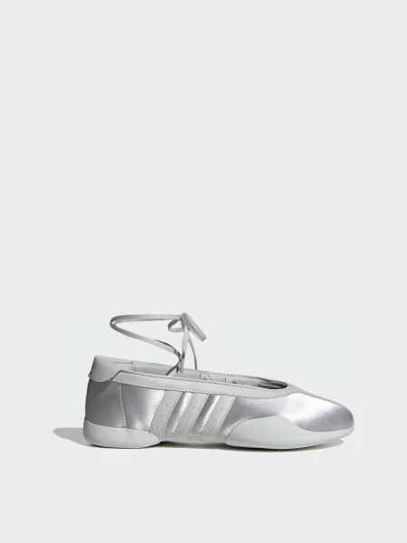Балетки adidas срібний комбінований верх