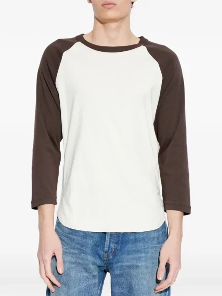 Tricou A.p.c.
