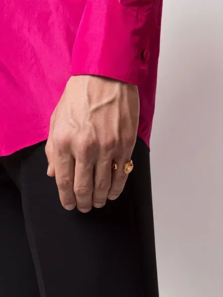Žiedas Versace atspindintis auksinė