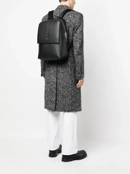 Kuprinė Calvin Klein su autografu juoda