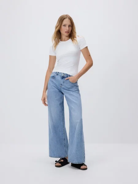 Reserved Гладка футболка regular fit білий