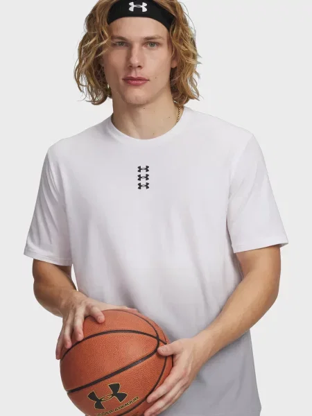 Футболка Under Armour з автографом біла